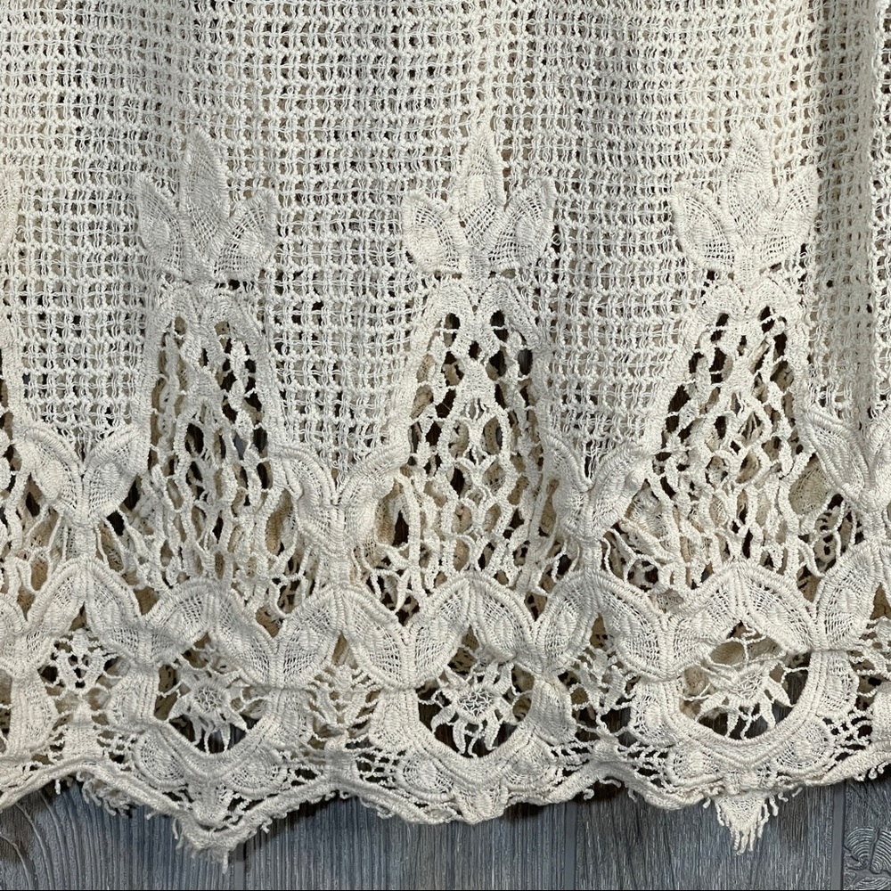 Ruby Crochet Lace Swim Coverup Size Small - Picture 4 of 4